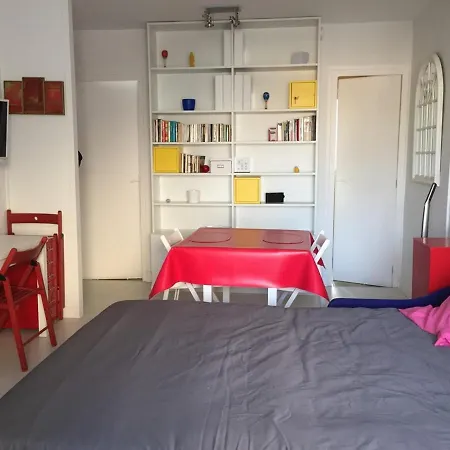 Lumineux A Deux Pas De La D'hendaye - Fr-1-2-323